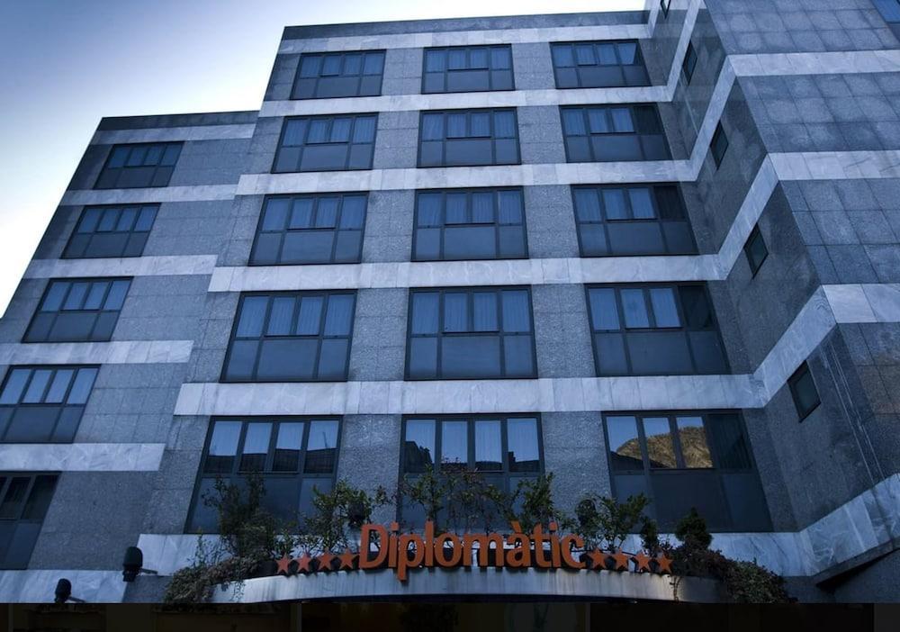 Zenit Diplomatic Otel Andorra la Vella Dış mekan fotoğraf