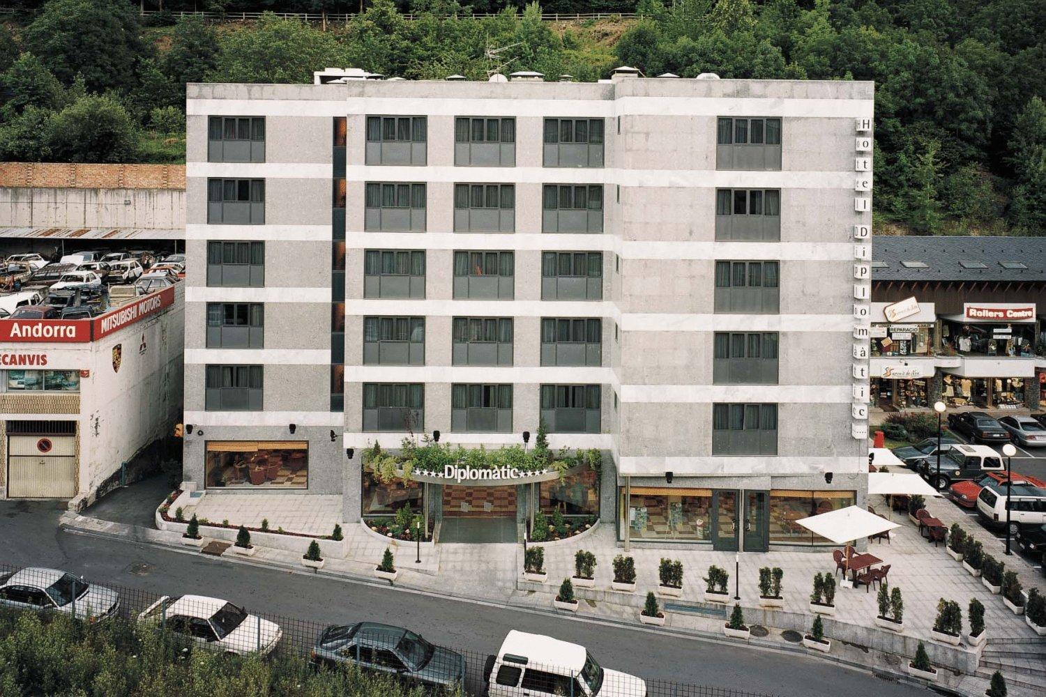 Zenit Diplomatic Otel Andorra la Vella Dış mekan fotoğraf